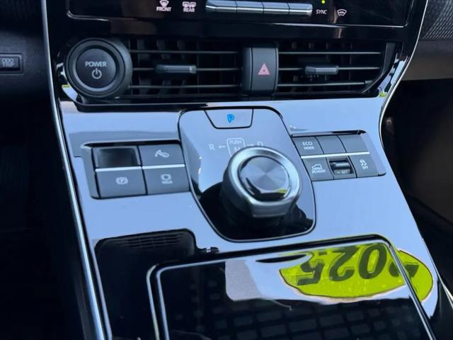 2025 Toyota bZ4X XLE