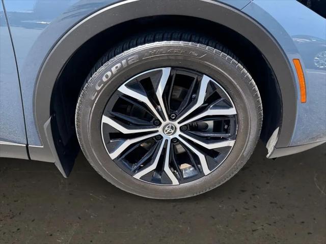 2026 Toyota Crown XLE