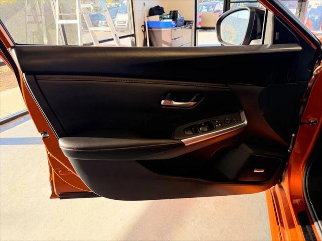 2024 Nissan Sentra SR Xtronic CVT