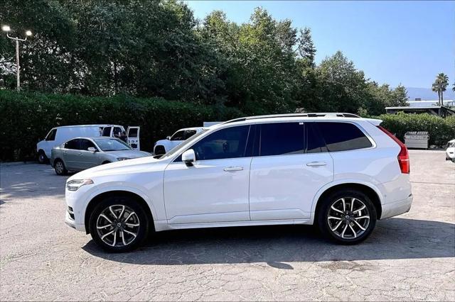 2018 Volvo XC90 T6 Momentum