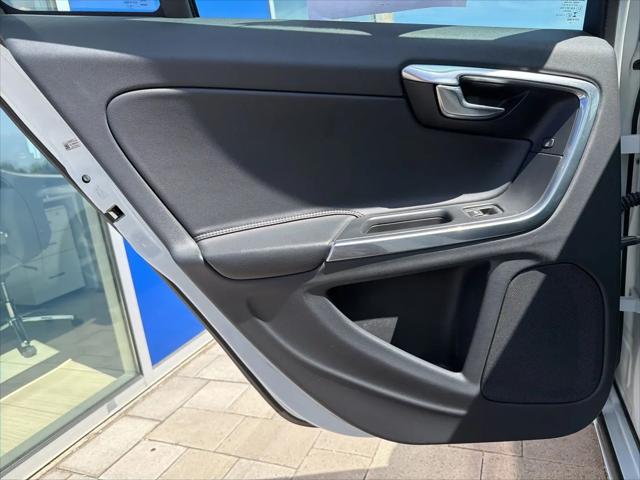 2016 Volvo S60 T5 Premier