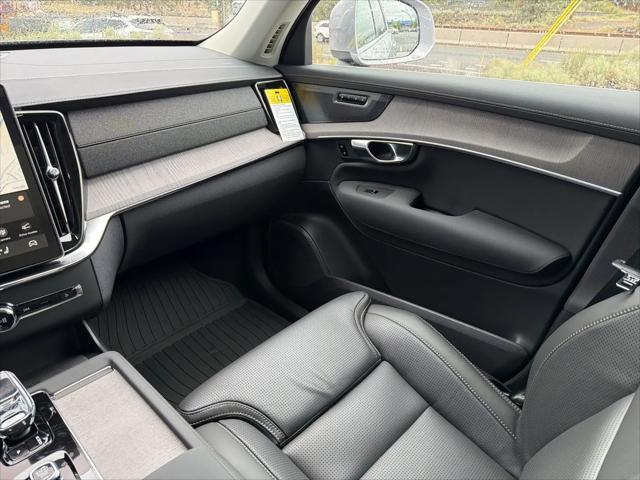 2026 Volvo XC90 Plug-In Hybrid Ultra, T8 AWD, Electric/Gasoline, Bright, 7 Seats