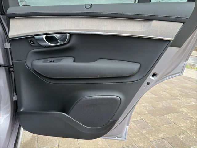 2026 Volvo XC90 Plug-In Hybrid Ultra, T8 AWD, Electric/Gasoline, Bright, 7 Seats