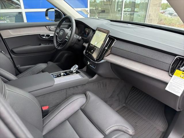 2026 Volvo XC90 Plug-In Hybrid Ultra Dark Theme, T8 AWD, Electric/Gasoline, 6 Seats