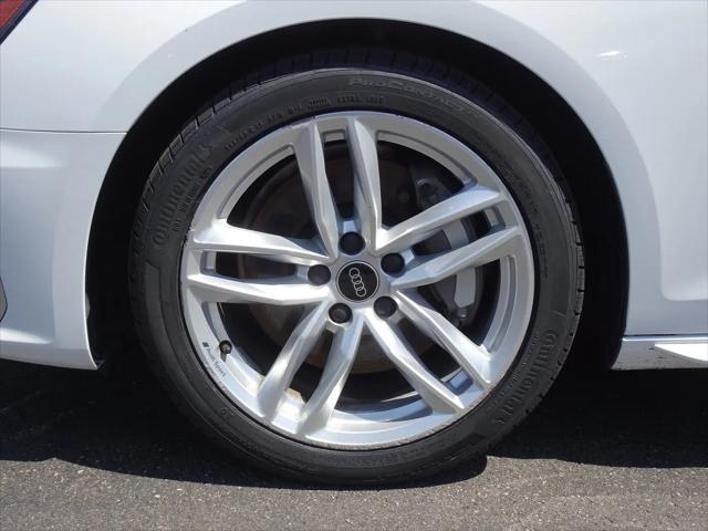 2023 Audi A4 Premium Plus 45 TFSI S line quattro S tronic