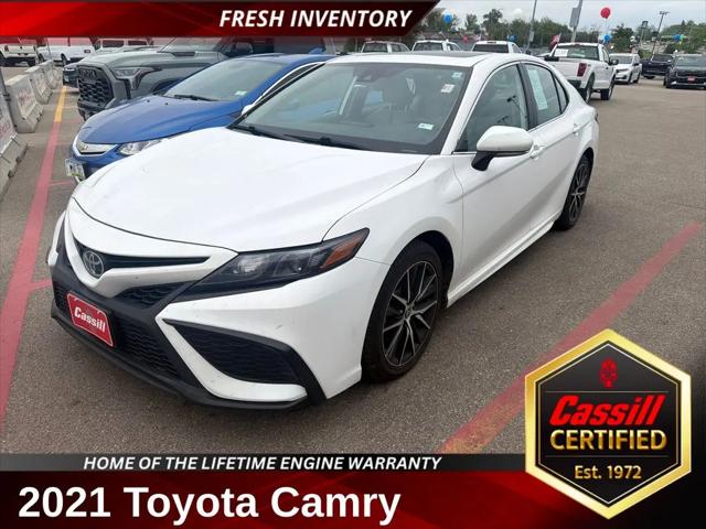 2021 Toyota Camry SE for sale in Cedar Rapids, IA