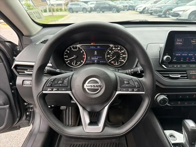 2022 Nissan Altima SV FWD