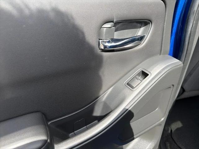 2024 Nissan Frontier Crew Cab SV 4x2
