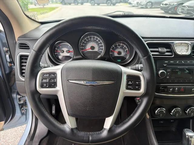 2013 Chrysler 200 Limited
