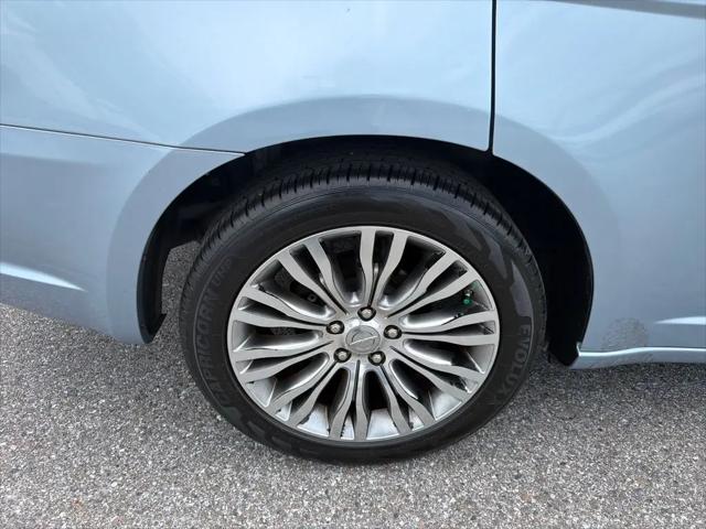 2013 Chrysler 200 Limited