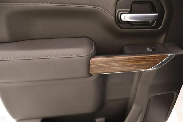 2022 Chevrolet Silverado 1500 4WD Crew Cab Short Bed High Country