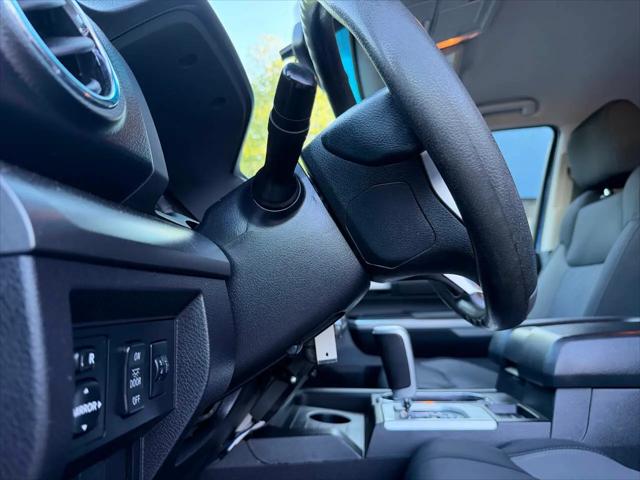 2015 Toyota Tundra SR5 5.7L V8