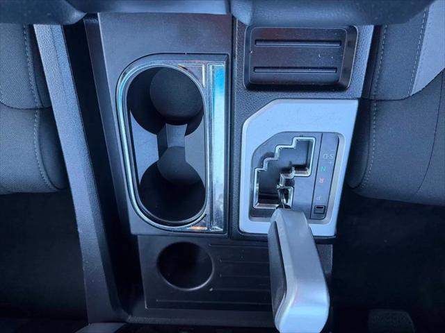 2015 Toyota Tundra SR5 5.7L V8