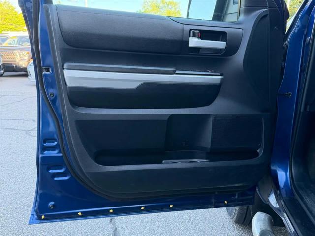2015 Toyota Tundra SR5 5.7L V8