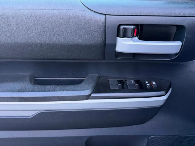 2015 Toyota Tundra SR5 5.7L V8