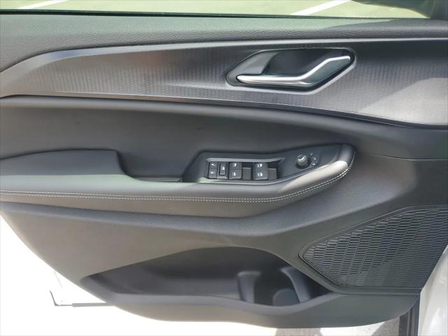 2026 Jeep Grand Cherokee L Laredo 4x2