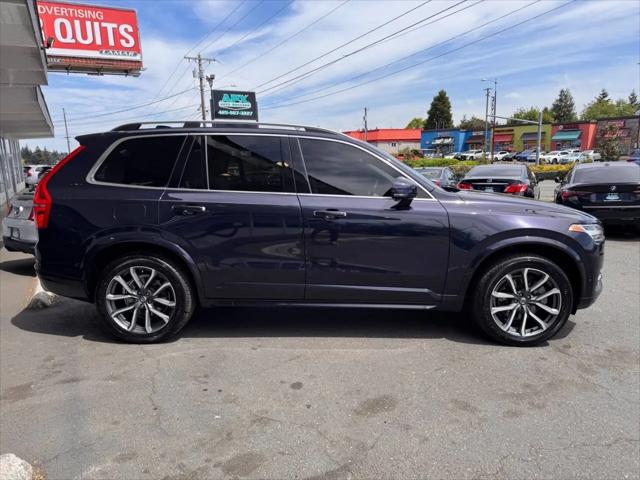 2016 Volvo XC90 T6 Momentum