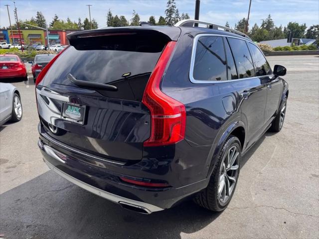2016 Volvo XC90 T6 Momentum