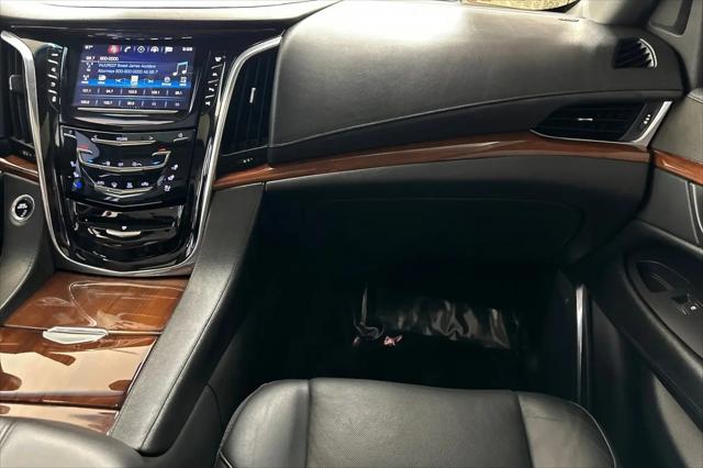 2018 Cadillac Escalade ESV Premium Luxury