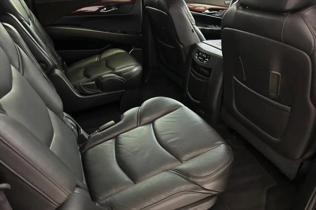 2018 Cadillac Escalade ESV Premium Luxury
