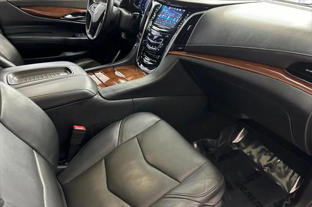 2018 Cadillac Escalade ESV Premium Luxury