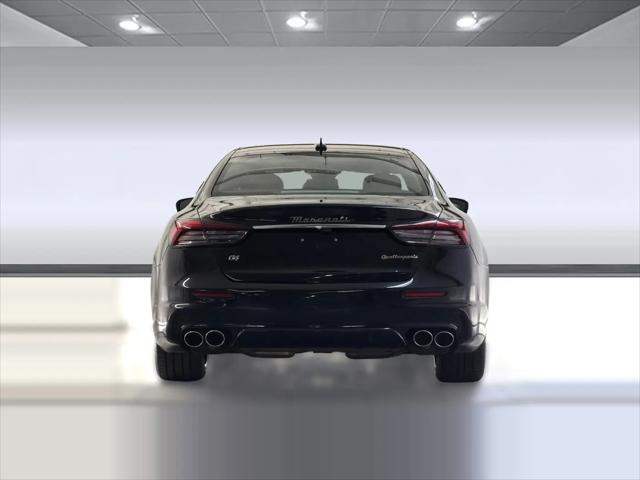 2022 Maserati Quattroporte Modena Q4