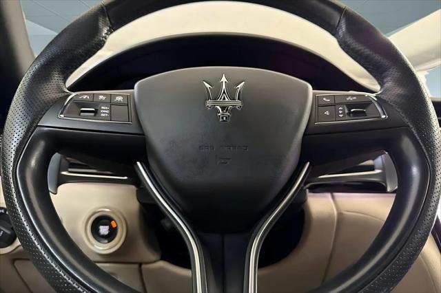 2022 Maserati Quattroporte Modena Q4
