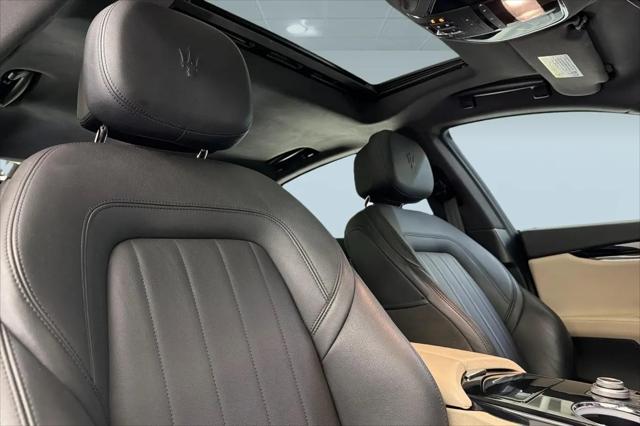 2022 Maserati Quattroporte Modena Q4