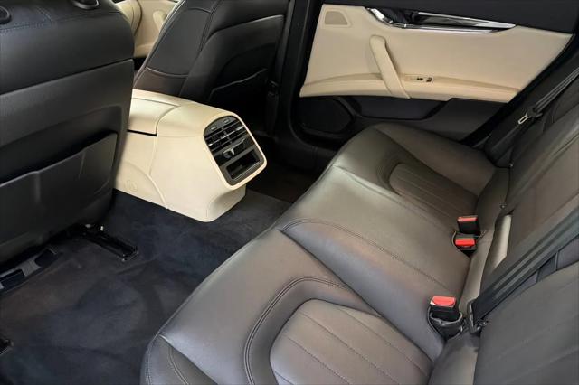2022 Maserati Quattroporte Modena Q4