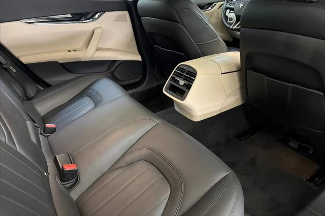 2022 Maserati Quattroporte Modena Q4