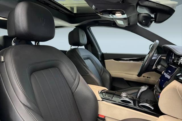 2022 Maserati Quattroporte Modena Q4