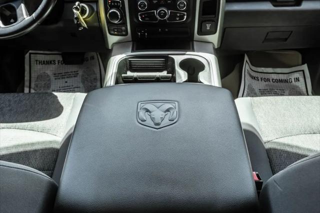 2016 Ram 1500 SLT