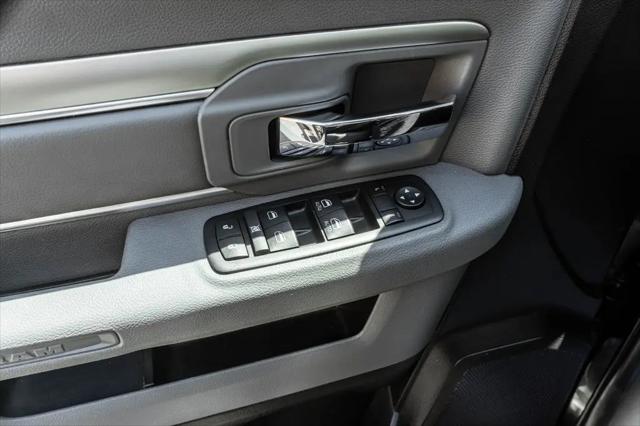 2016 Ram 1500 SLT
