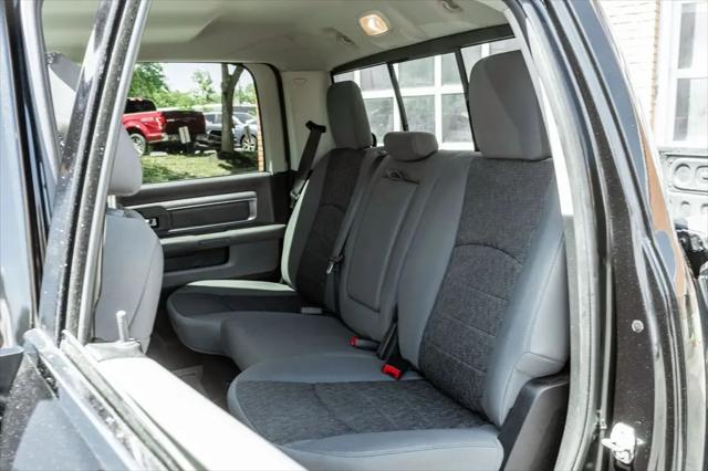 2016 Ram 1500 SLT