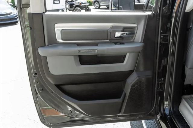 2016 Ram 1500 SLT