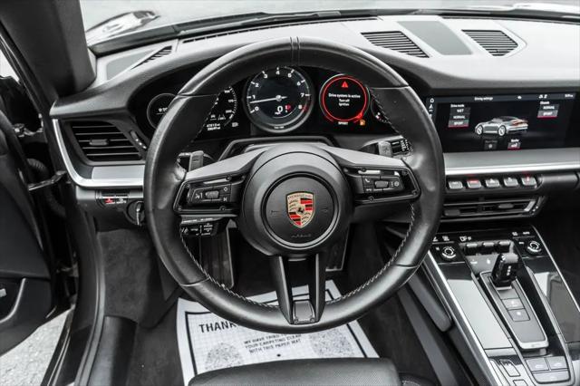 2020 Porsche 911 Carrera Cabriolet
