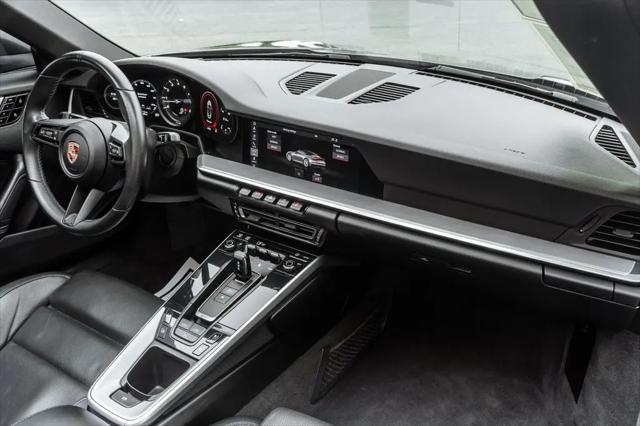 2020 Porsche 911 Carrera Cabriolet