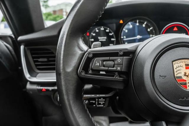 2020 Porsche 911 Carrera Cabriolet
