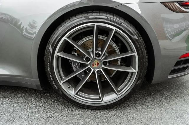 2020 Porsche 911 Carrera Cabriolet