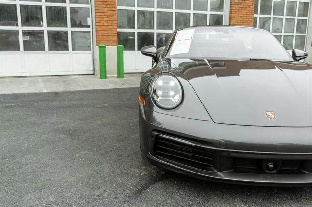 2020 Porsche 911 Carrera Cabriolet