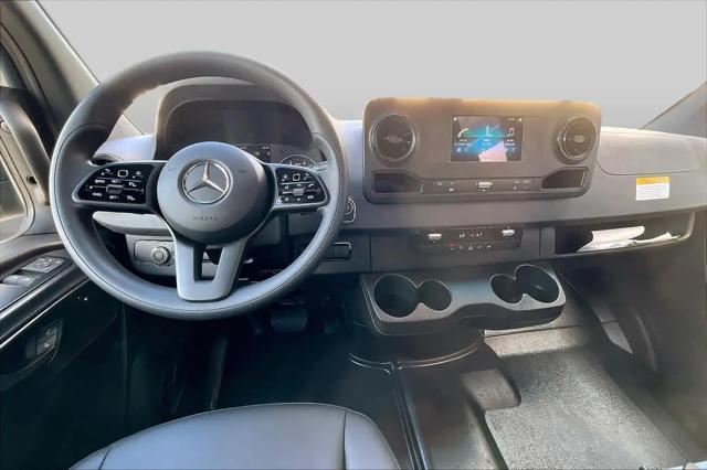 2024 Mercedes-Benz Sprinter 2500 High Roof 4-Cyl Diesel HO