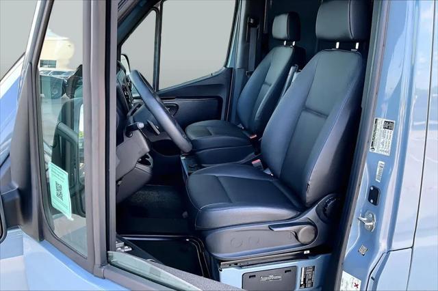 2024 Mercedes-Benz Sprinter 2500 High Roof 4-Cyl Diesel HO