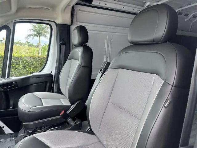 2026 Ram ProMaster 2500 Cargo Van Tradesman High Roof 159" WB w/Pass Seat