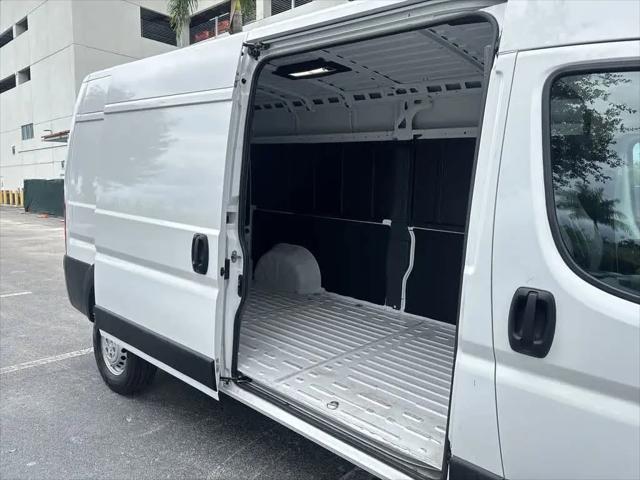 2026 Ram ProMaster 2500 Cargo Van Tradesman High Roof 159" WB w/Pass Seat