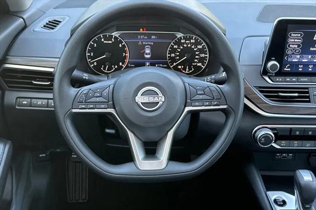 2026 Nissan Altima SV FWD