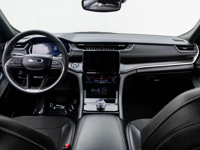 2024 Jeep Grand Cherokee L Altitude 4x4