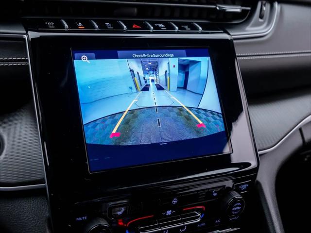 2024 Jeep Grand Cherokee L Altitude 4x4