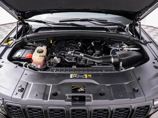 2024 Jeep Grand Cherokee L Altitude 4x4