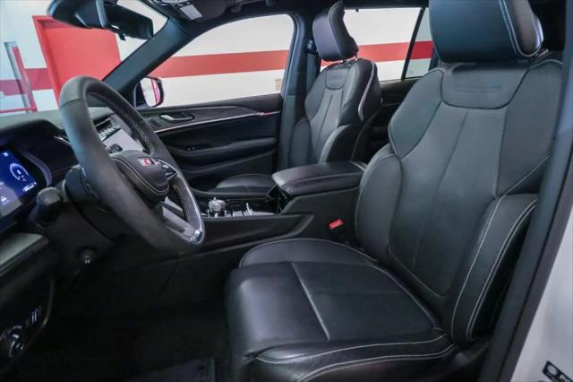 2023 Jeep Grand Cherokee Overland 4x4