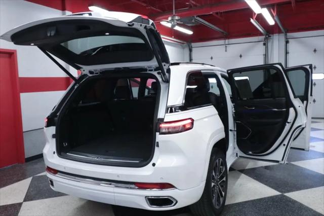 2023 Jeep Grand Cherokee Overland 4x4